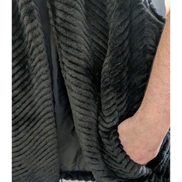 ALFRED DUNNER Vest Women’s Black Soft Faux Fur Lined Pockets Relaxed Fit Large - Picture 7 of 11